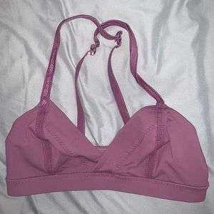 Lululemon sports bra size 4